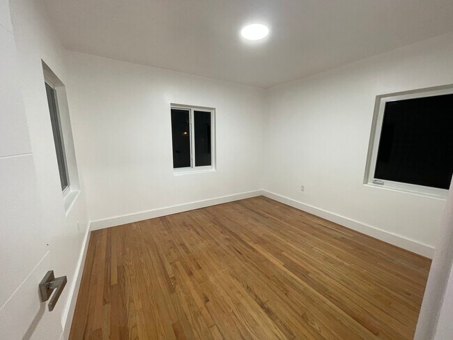 Building Photo - 2000 SW 17th St