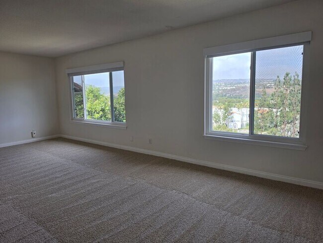 Building Photo - 27875 Avenida Armijo