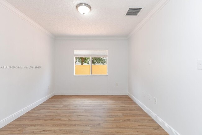 Building Photo - 8640 NW 188th Terrace