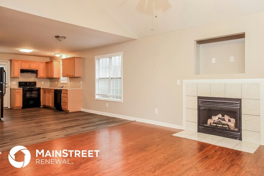 Building Photo - 105 Hazelwood Ct