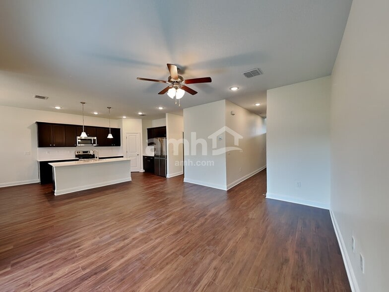 Building Photo - 6102 Little Blf Cir