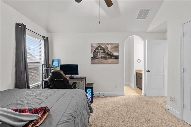 Building Photo - 1636 Longwood Glen Ln