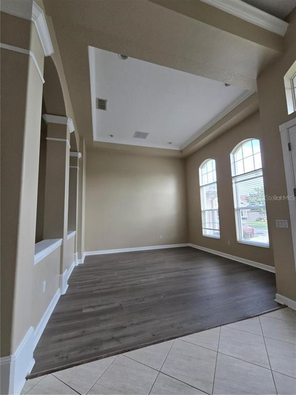 Building Photo - 13613 Larsen Ln