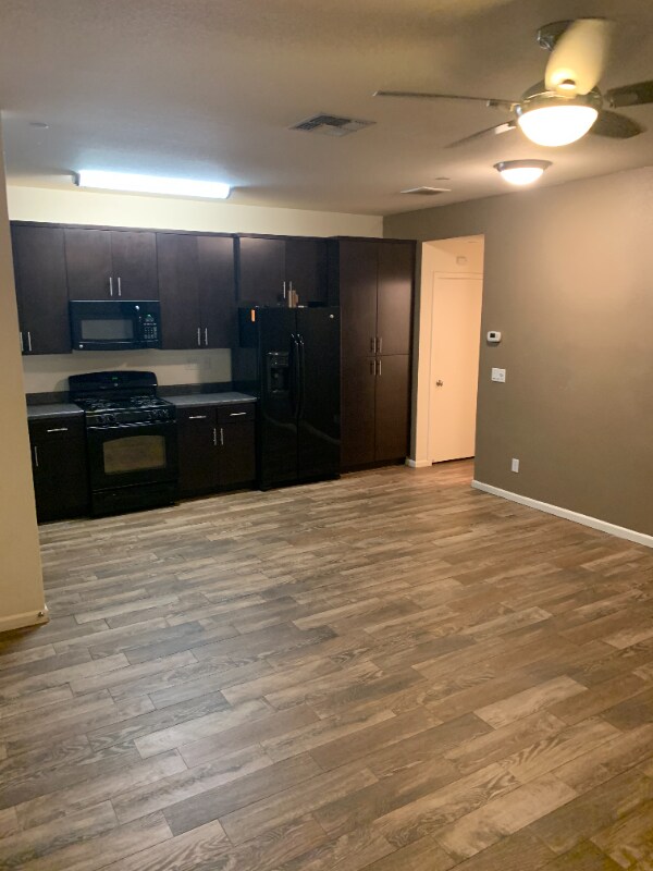 Building Photo - 857 Silicon Ct