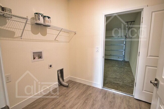 Building Photo - 1159 Byxbee Ct