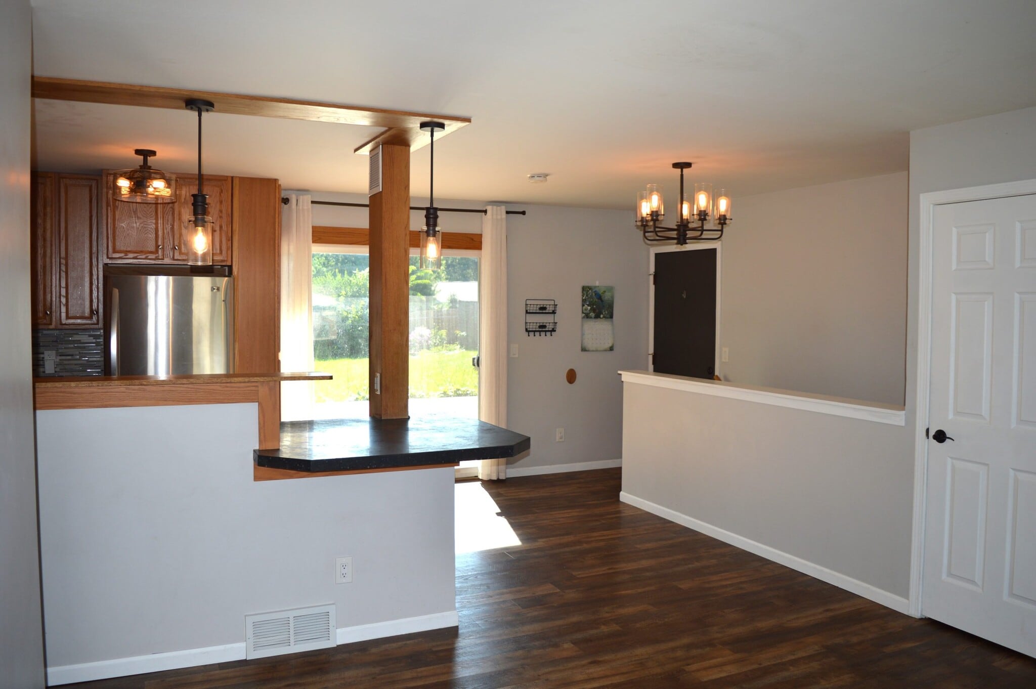 Building Photo - 2543 Chesapeake Dr