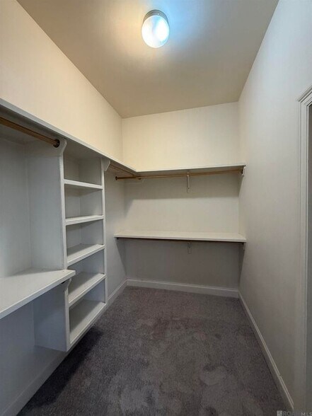 Building Photo - 8017 Seville Ct