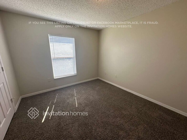 Building Photo - 2361 Pavilion Terrace