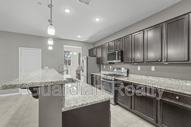 Building Photo - 3220 Jevonda Ave