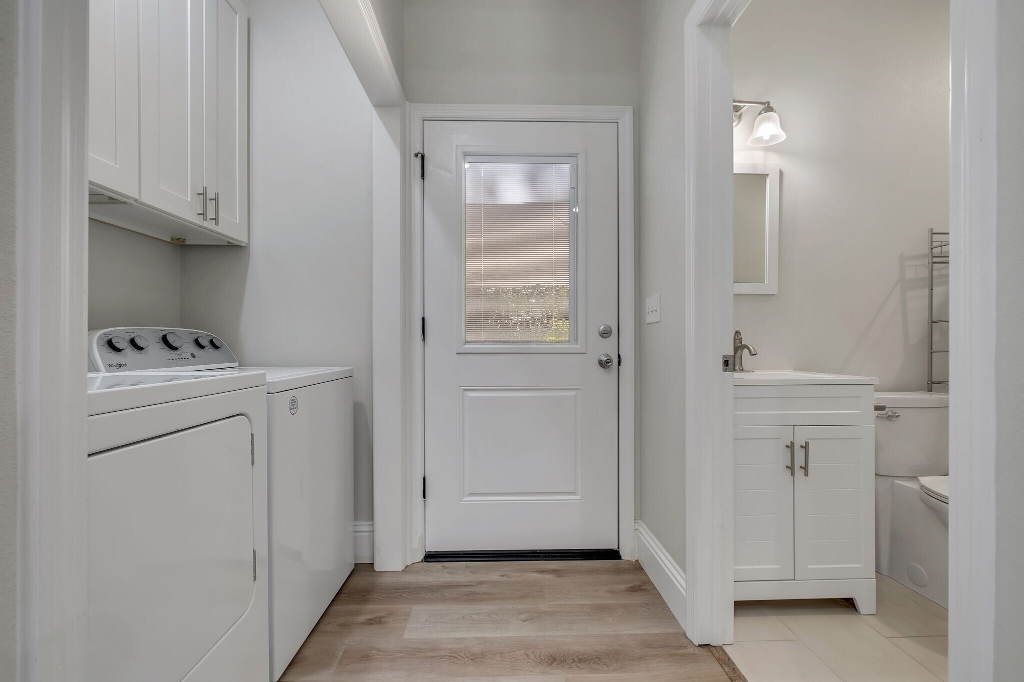 Building Photo - 15 Arapaho Trl