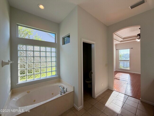 Building Photo - 1228 Loch Tanna Loop