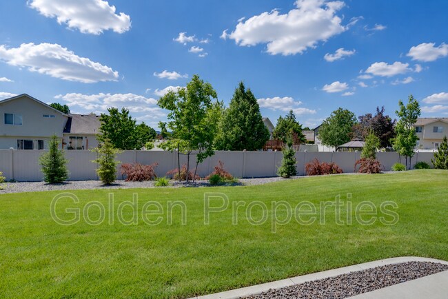 Building Photo - 7768 N Girard Cir