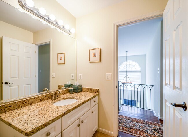 Building Photo - Stunningly Updated Home in Evergreen Meado...