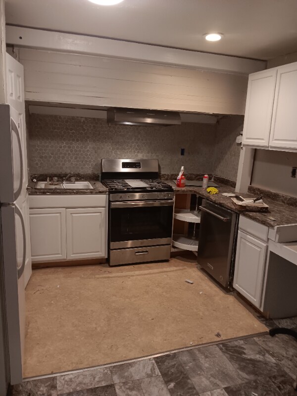 Building Photo - 2420 Fisher Rd NE