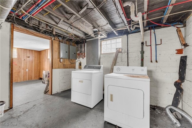 Building Photo - 11301 Fortune Ave