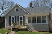 Building Photo - 811 S College Ave