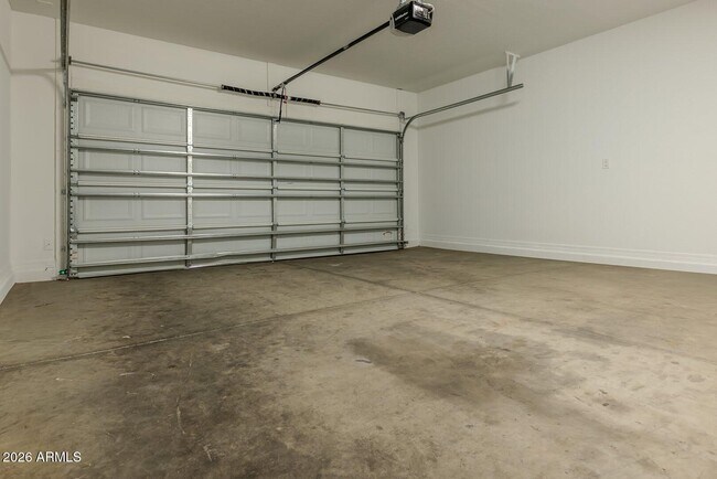 Building Photo - 4219 S 57th Dr