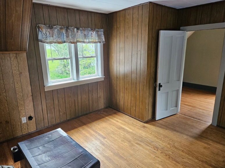 Living Room - 295 5th St