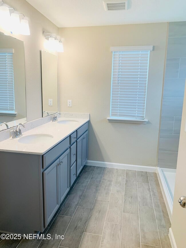 Building Photo - 285 Boracay Cir