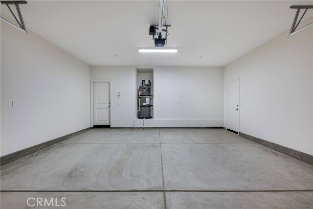 Building Photo - 1231 Trojan Cir