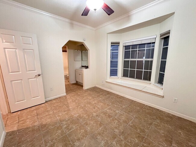 Building Photo - 3111 Tom Green St