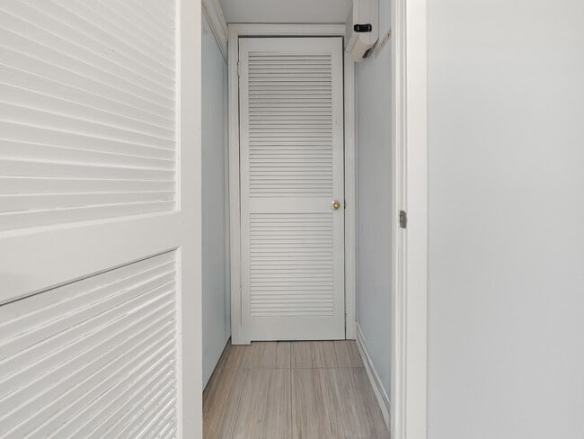 Building Photo - 2870 Pharr Ct S Northwest