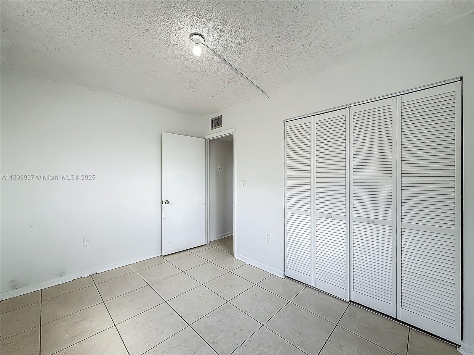 Building Photo - 8420 SW 133rd Avenue Rd