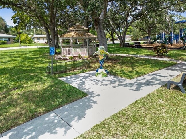 Building Photo - 340 Mehlenbacher Rd