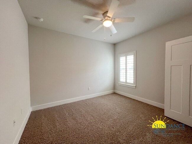 Building Photo - 4-Bedroom SOLAR ENERGY Home in Shoal River Landing!