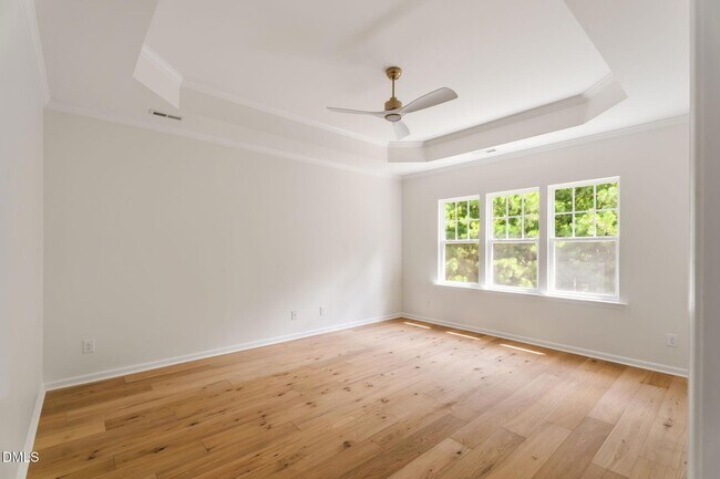 Building Photo - 5 Silverbell Ct