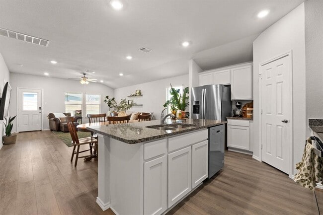 Building Photo - 1308 Piedmont