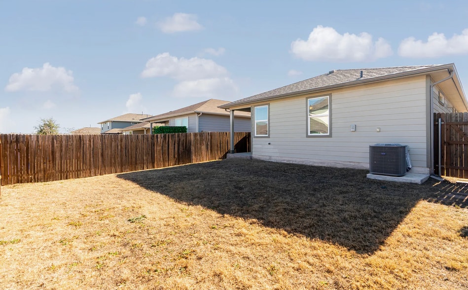 Backyard - 220 Fairfax Ave