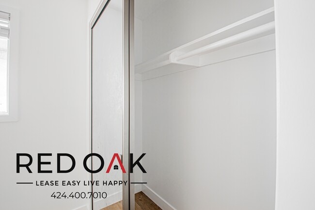 Building Photo - 1720 Cerritos Ave