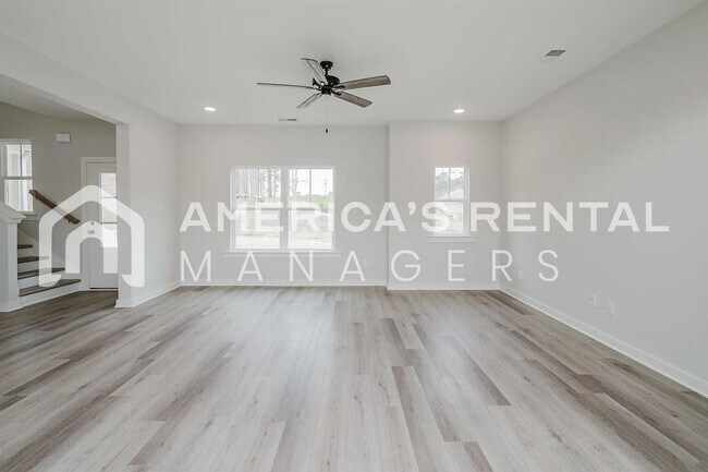 Building Photo - Modern Elegance at Unali Townes!