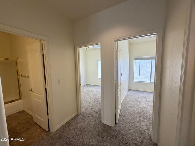 Building Photo - 15844 S 23rd Pl