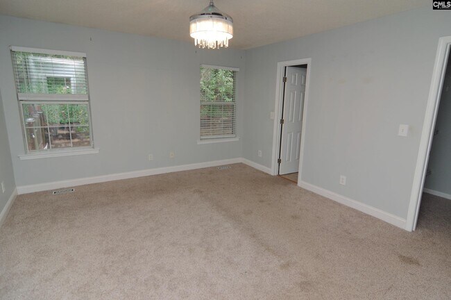 Building Photo - 156 Hunters Trail