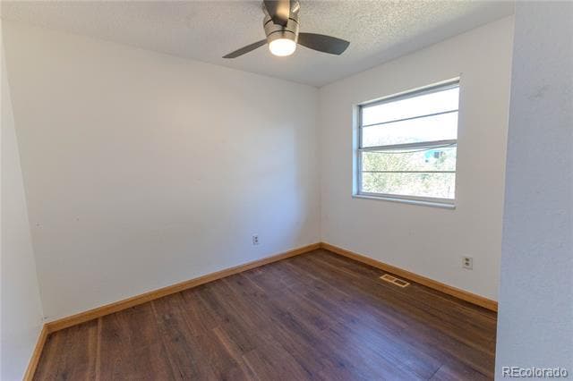 Building Photo - 7210 Millbrook Ct