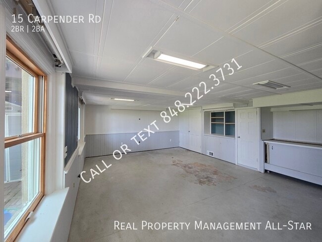 Building Photo - 15 Carpender Rd