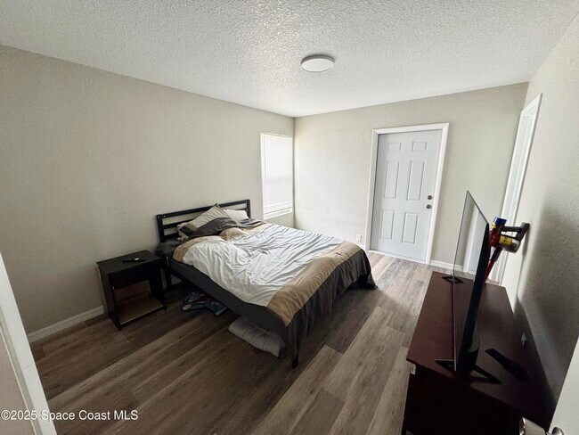 Building Photo - 1259 Cambo Ct NE