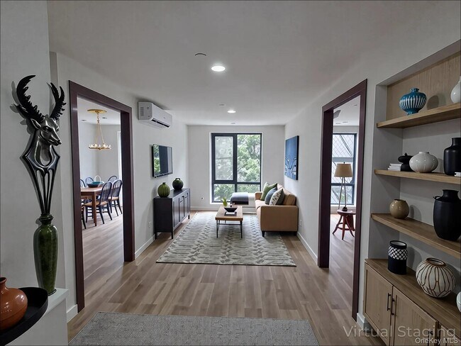Building Photo - 132 W 134th St