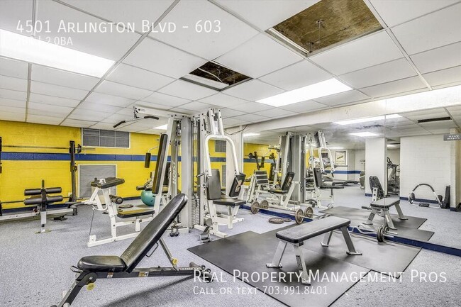 Building Photo - 4501 Arlington Blvd