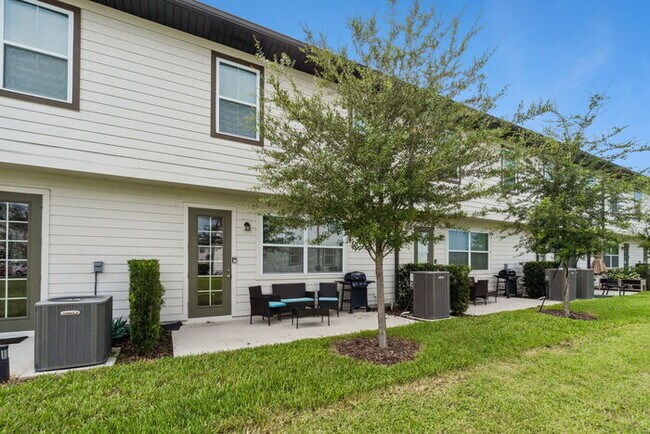 Building Photo - 1009 Plantation Ln