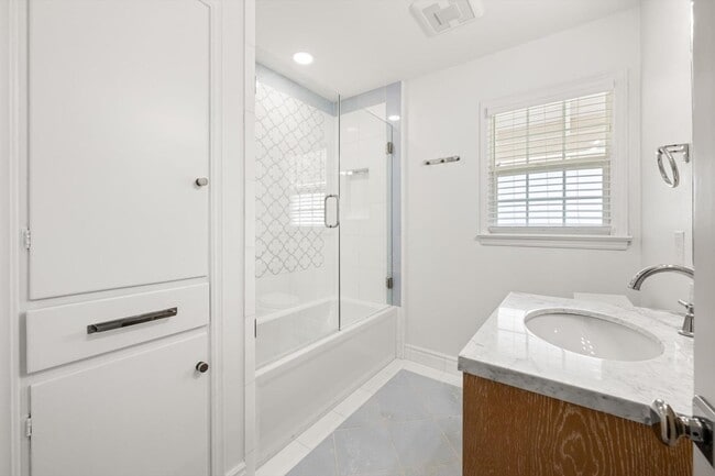 Building Photo - A modern revival of classic architecture, this Nichols Hills residence has been meticulously rebu...