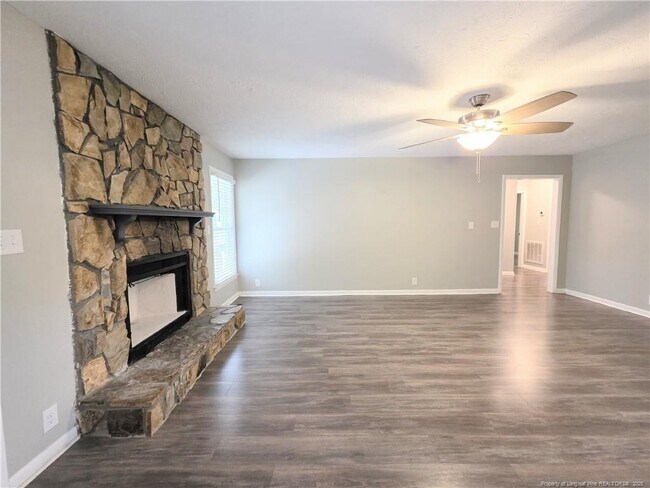 Building Photo - 7021 Cordoba Ct