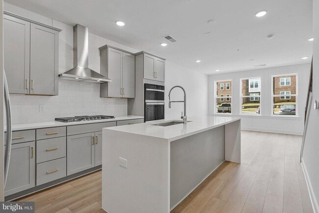 Building Photo - 19826 Lavender Dust Sq