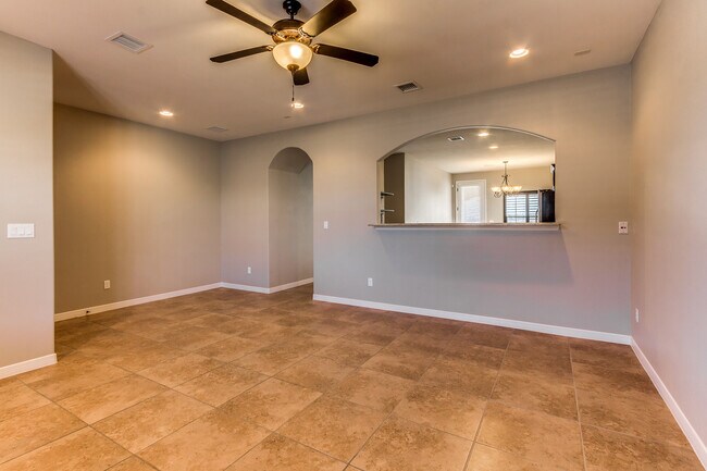 Building Photo - Home For Rent - Beautiful 4 Bedroom Home in Tierra Del Este Subdivision w/ Refrigerated Air!