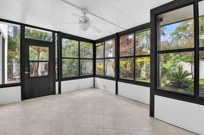 Building Photo - 5537 NW 21st Way