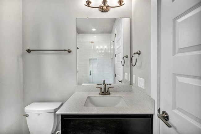 Building Photo - 12909 Mitica Dr