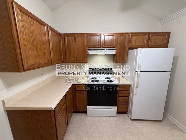 Building Photo - 1555 Ellery Ln