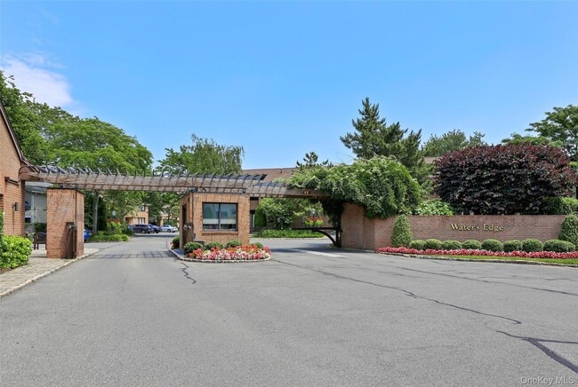 Building Photo - 36 Waters Edge